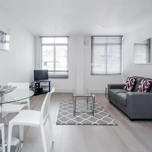Roomspace Serviced - River House Appartamento