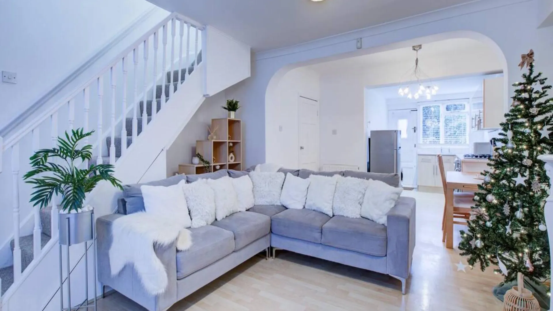 Pass The Keys Charming 2 Bedroom House Good Transport And Parking Londres